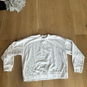 Vuori white crew neck